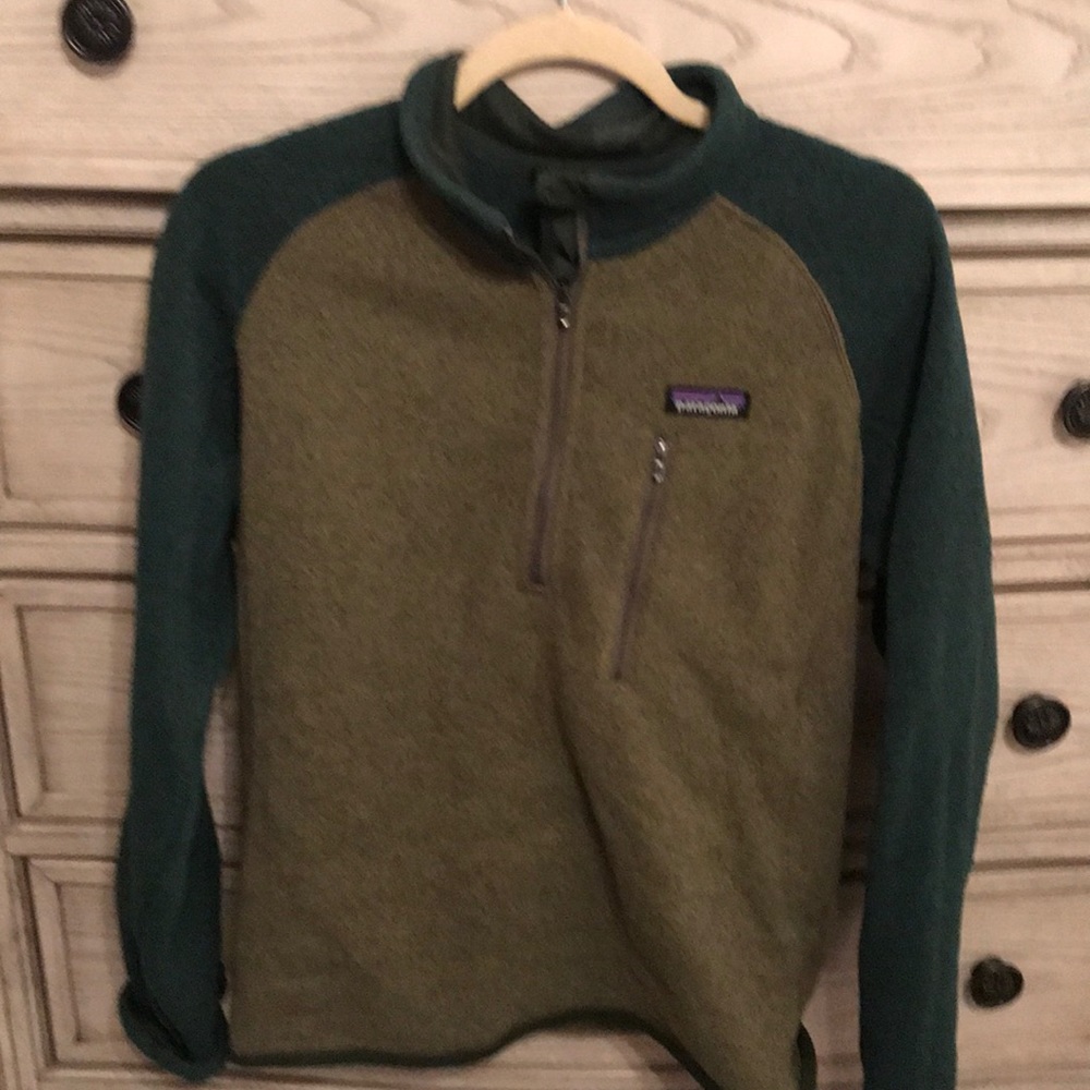 Patagonia  men’s Small wore as women’s M